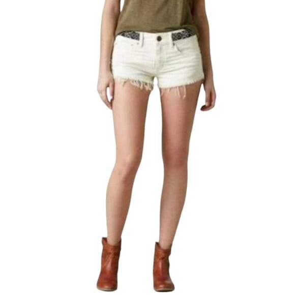 AMERICAN EAGLE Beaded Off-White Denim Cut-off Shortie Jean Shorts  Size 2 - Picture 1 of 8